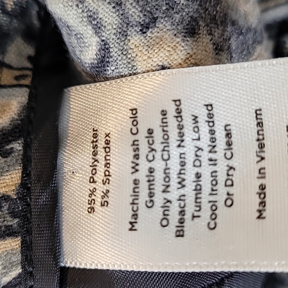 Talbots Petite Black & Tan Filigree Pants - Picture 9 of 10